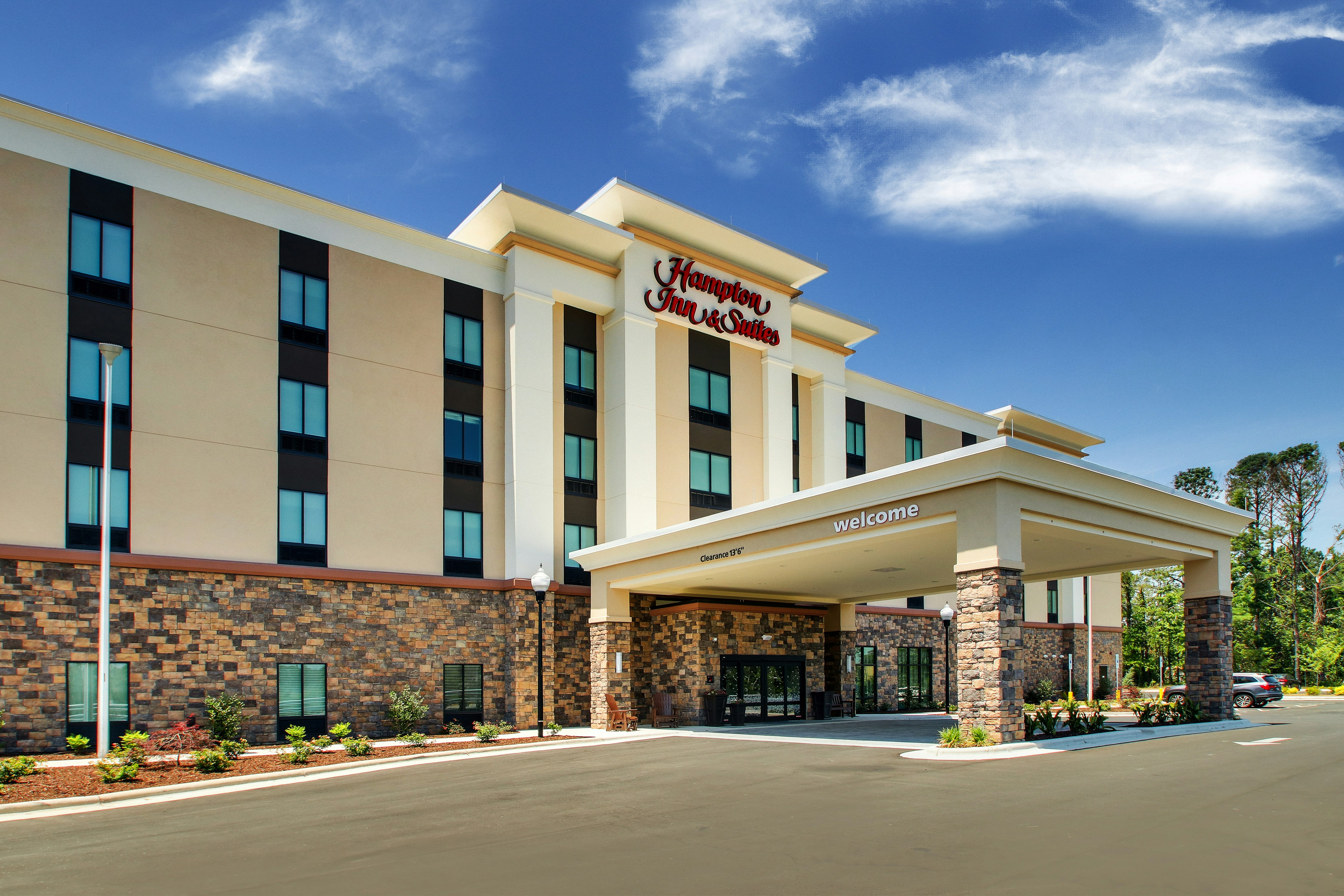 Hampton Inn And Suites Southport 5/56