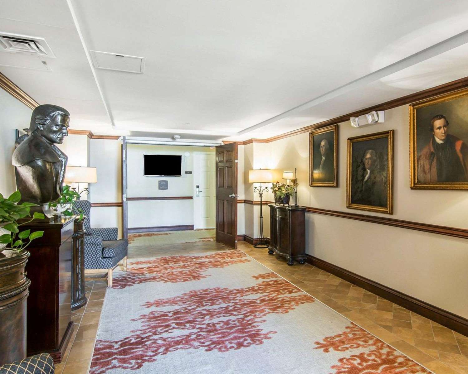 Bluegreen Vacations Patrick Henry Square, an Ascend Collection Resort 25/25