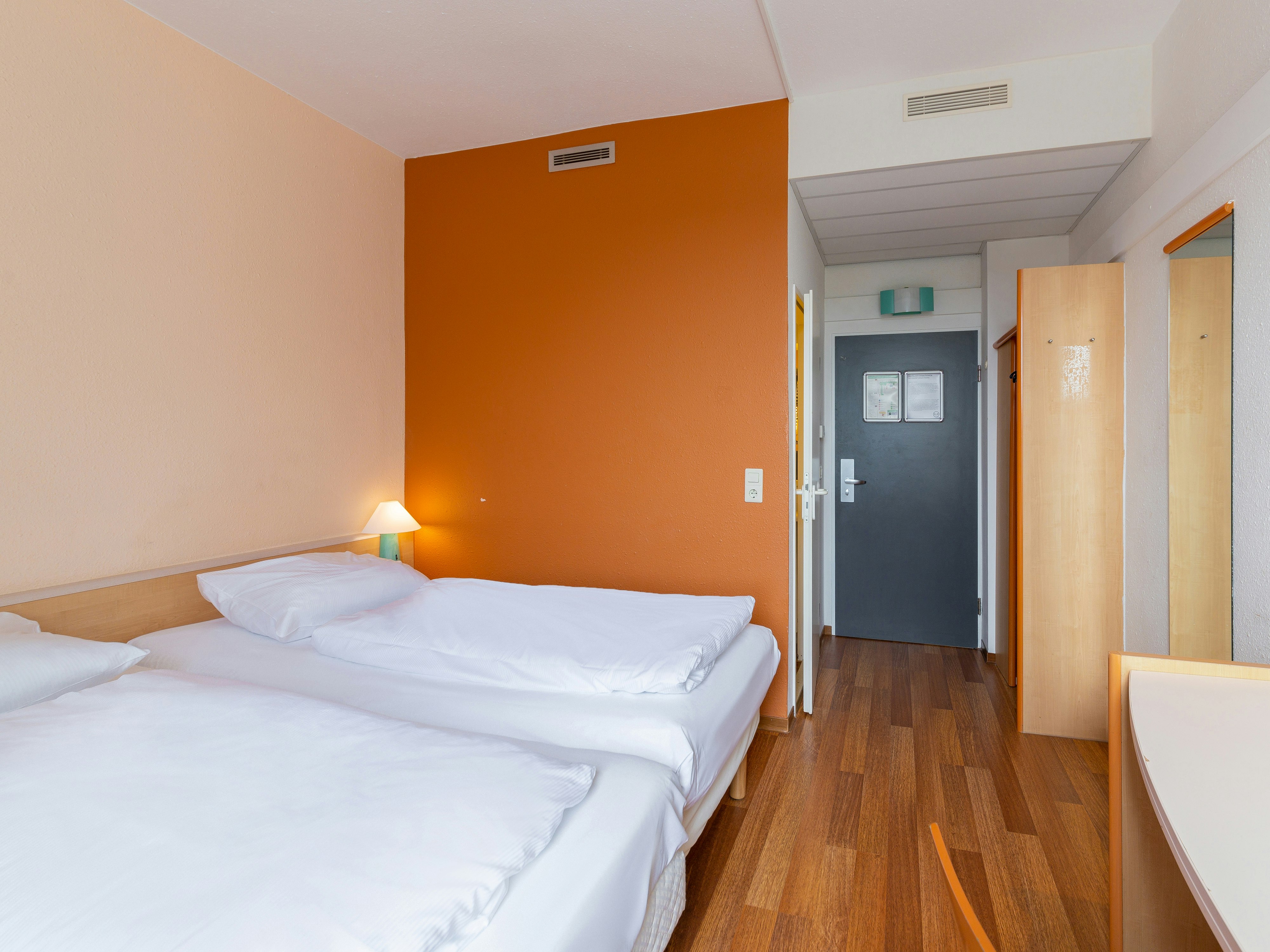 B&B Hotel Duisburg Hbf-Nord 9/30