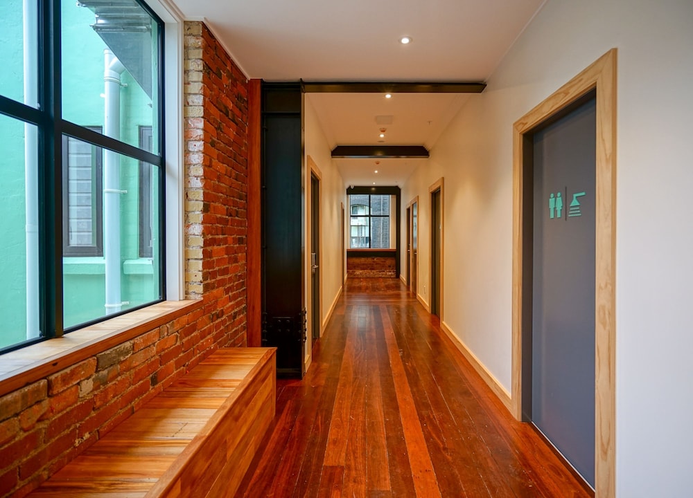 The Marion Hostel 42/57