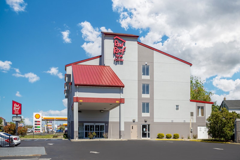 Red Roof Inn & Suites Philadelphia - Bellmawr 6/16