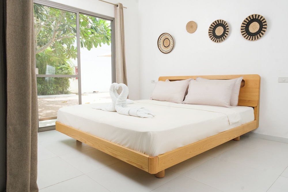 Seapearl Of Alona 24/61
