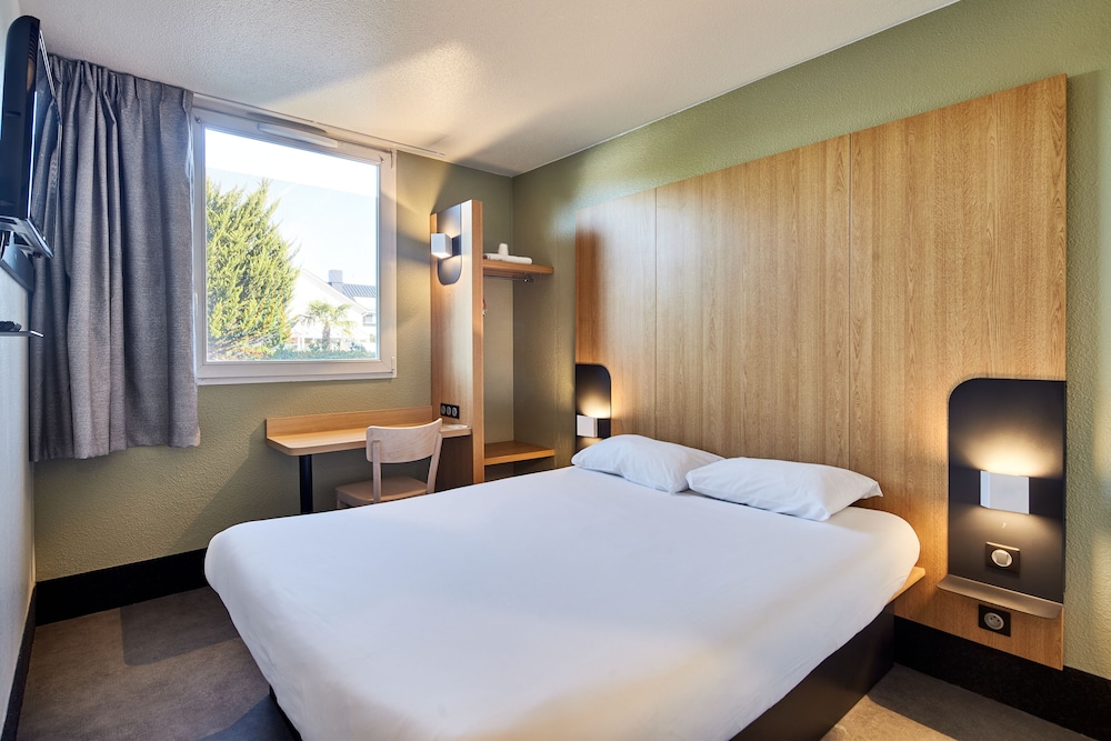 B&B HOTEL Evry Lisses 3 etoiles 9/43