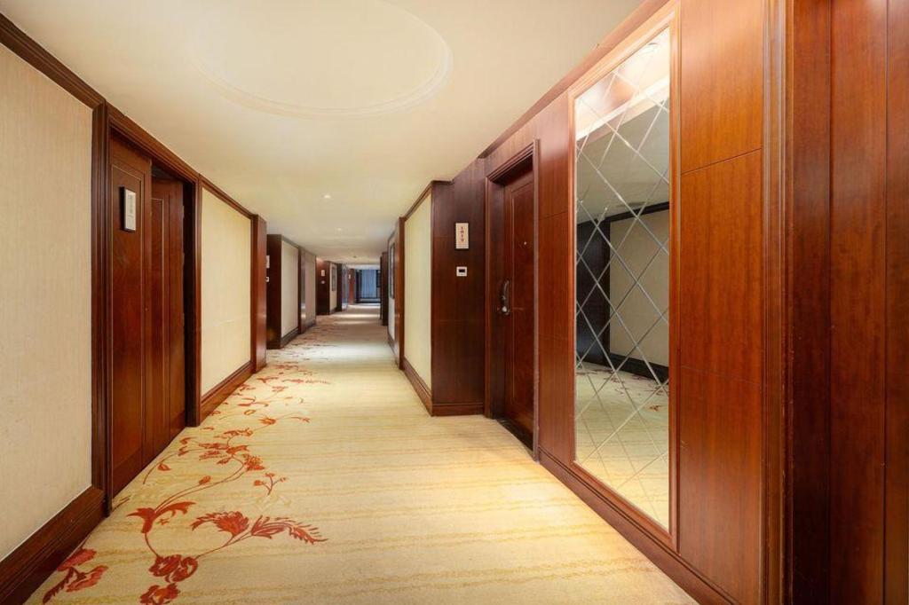 Hong Shan International Hotel 24/48