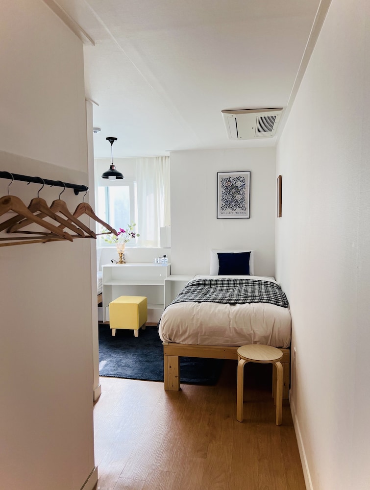 Philstay Myeongdong Central Hotel 15/53