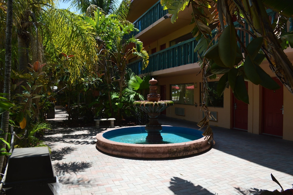 Fort Lauderdale Beach Resort Hotel And Suites 33/42