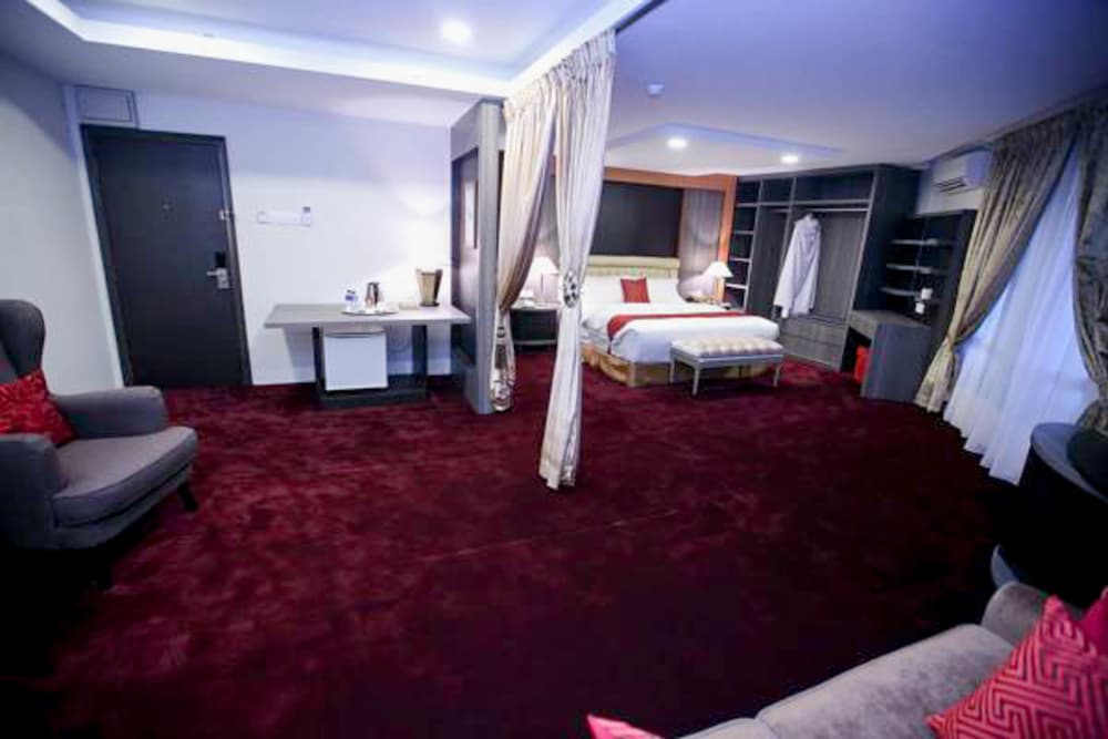Al Khatiri Hotel 21/33