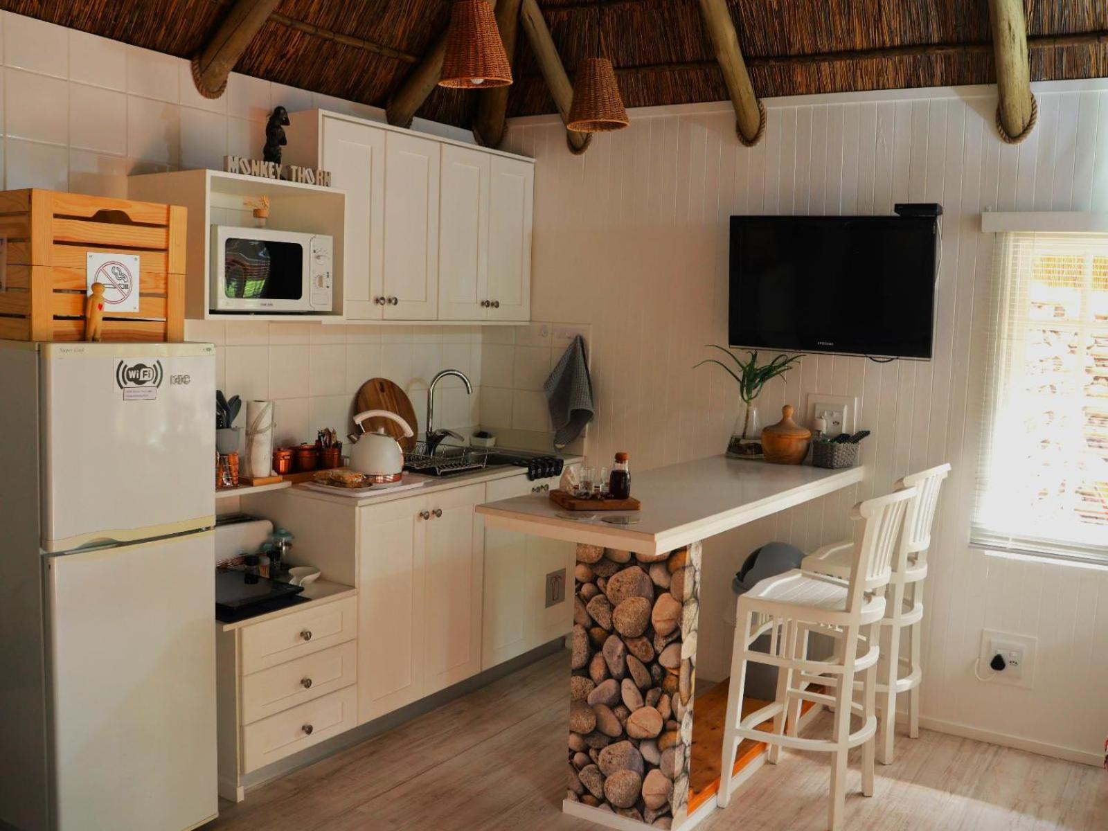 Monkey Thorn Cottage 24/50