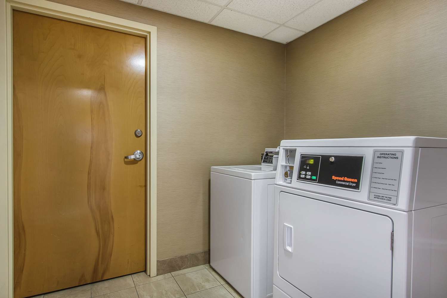 Comfort Suites Richmond, KY 3/43