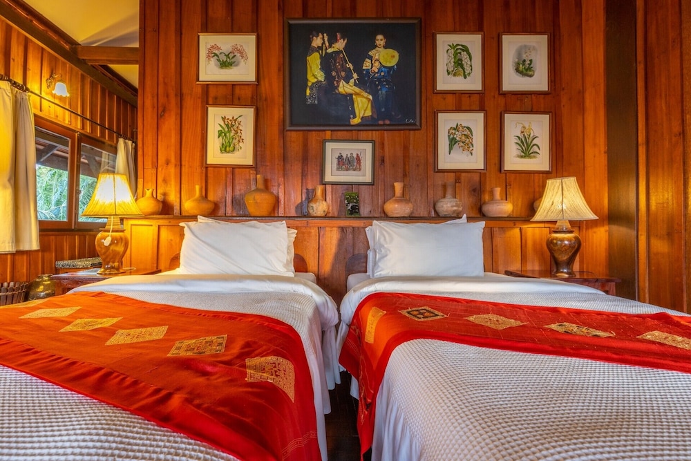 La Folie Lodge 12/50