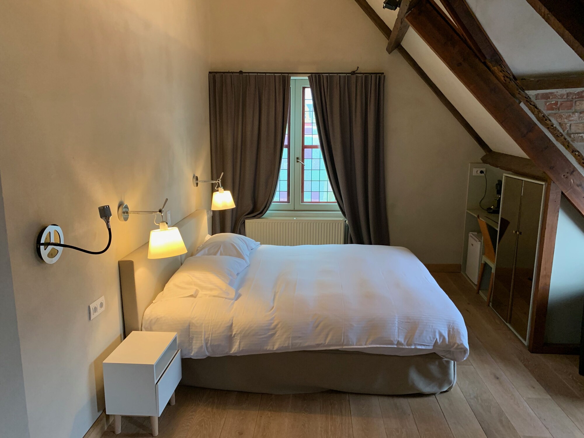1 BEDROOM, FAMILY, CITY VIEW