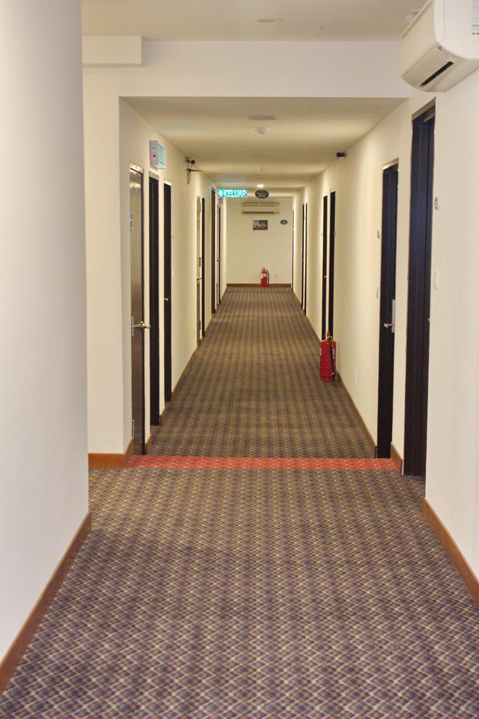 Molek Garden Hotel 53/58