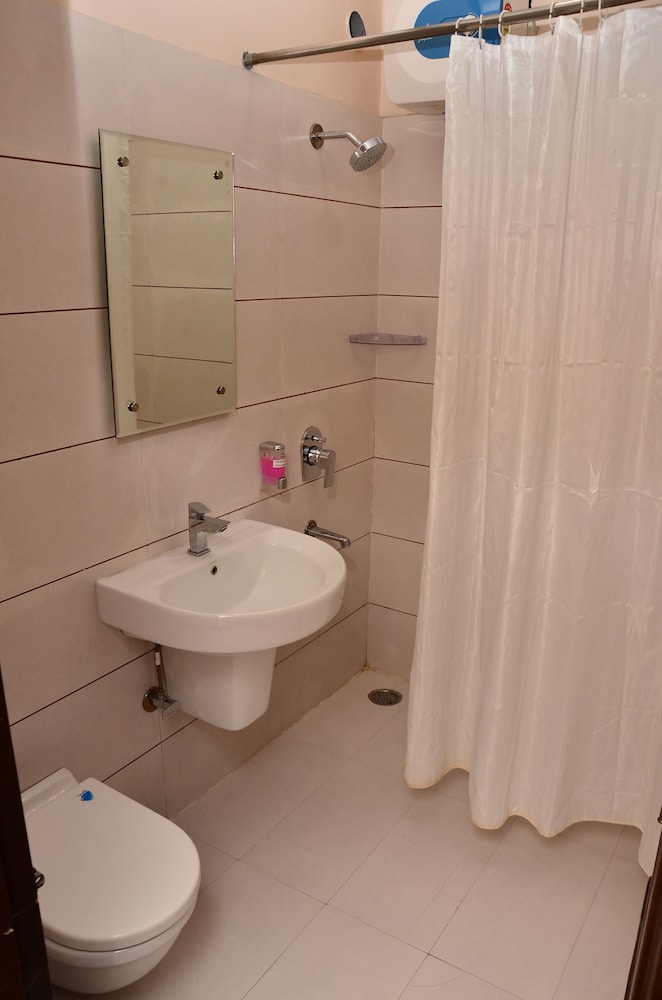 Hotel 49 36/36