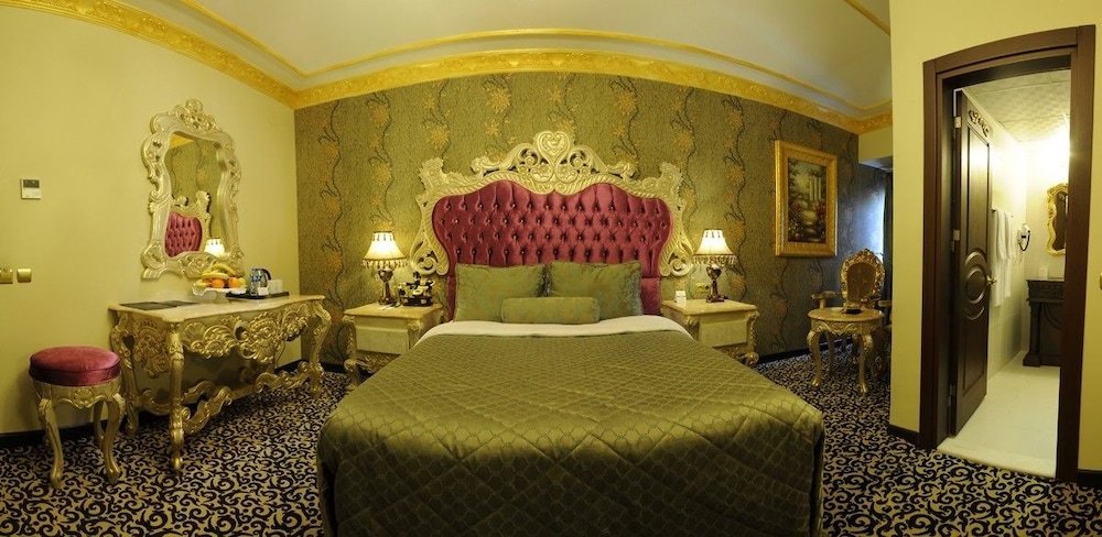 Kaya Premium Hotel 10/31