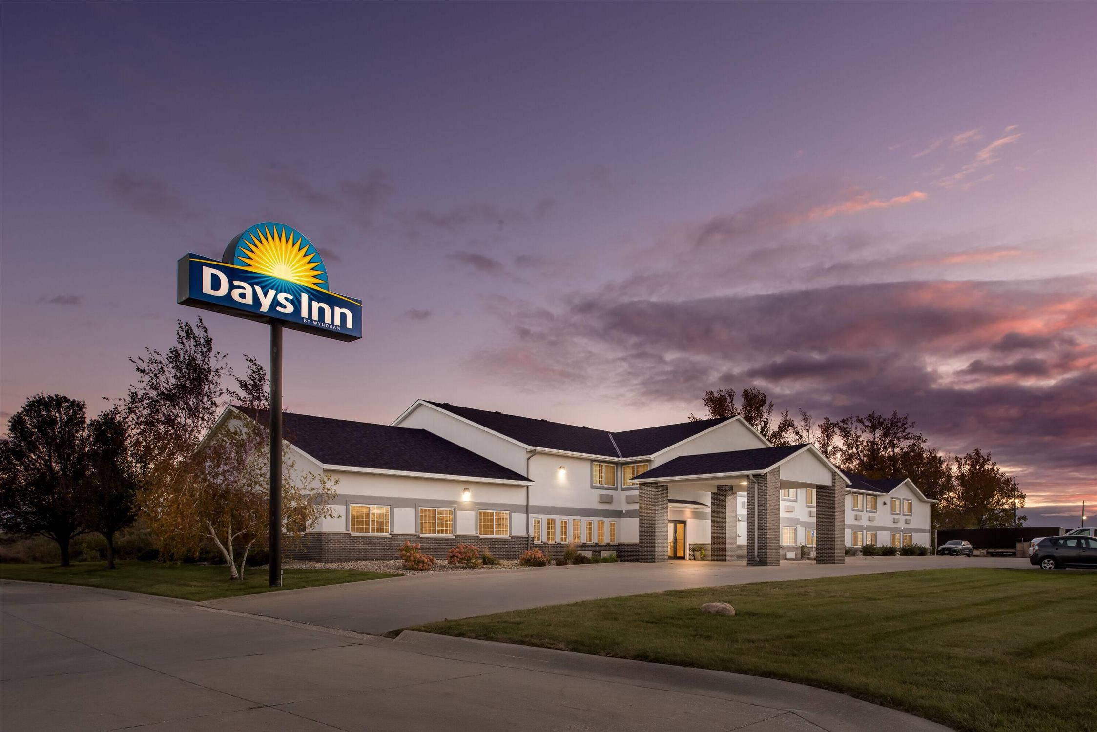 Days Inn by Wyndham Carroll 2/19