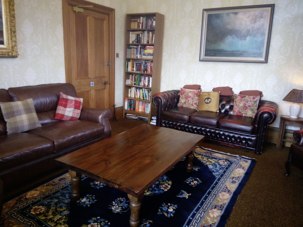 Dunallan House 23/37