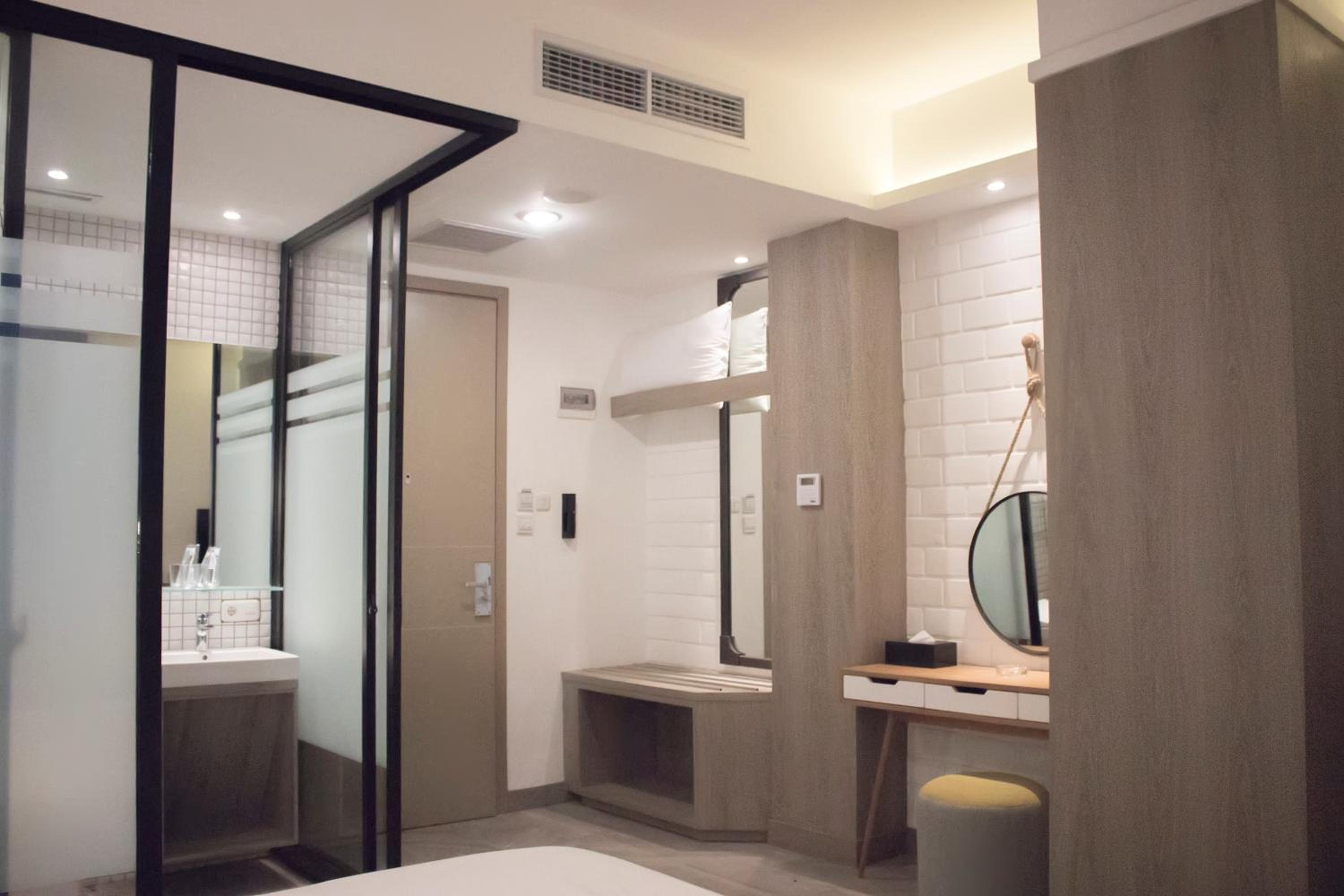Ana Hotel Jakarta 49/50