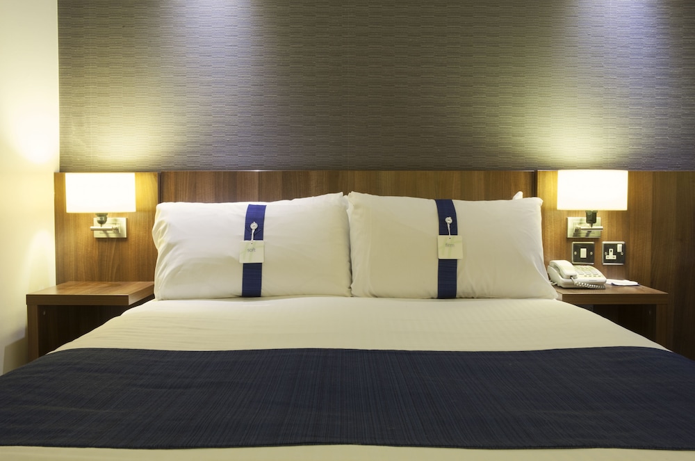 Holiday Inn Express Edinburgh Airport Ex Quality Edinburgh Airport 18/53