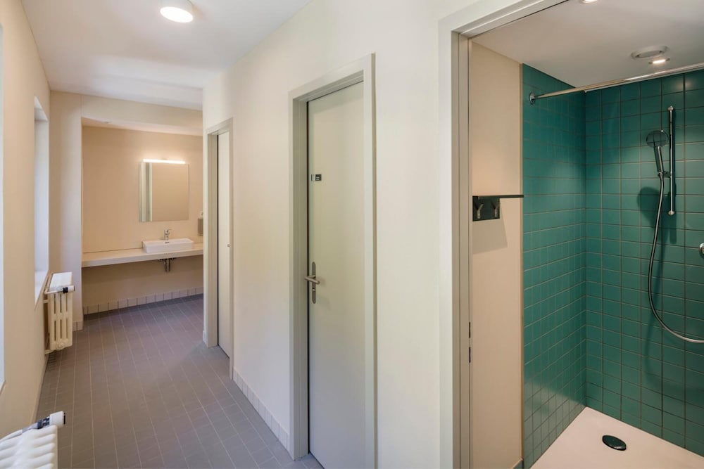 Youth Hostel Crans Montana 14/53