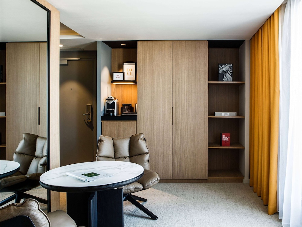 Mercure Paris 17 Batignolles 31/71