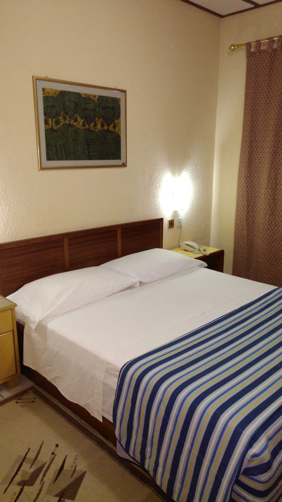 Standard, Double Bed