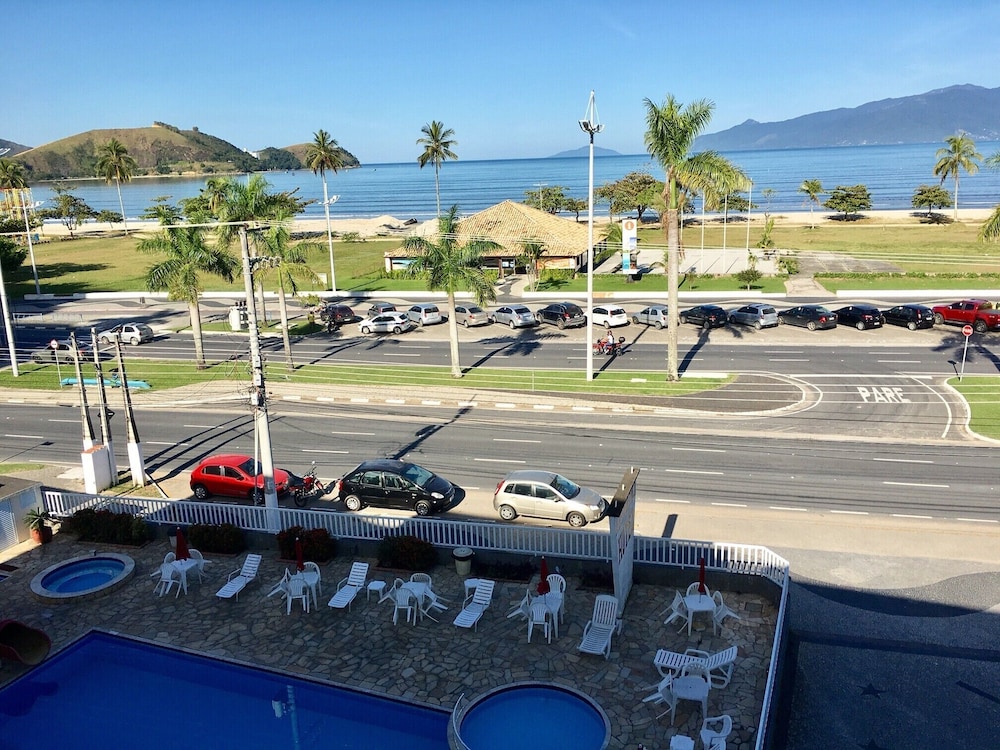 HOTEL AREIA BRANCA 25/39