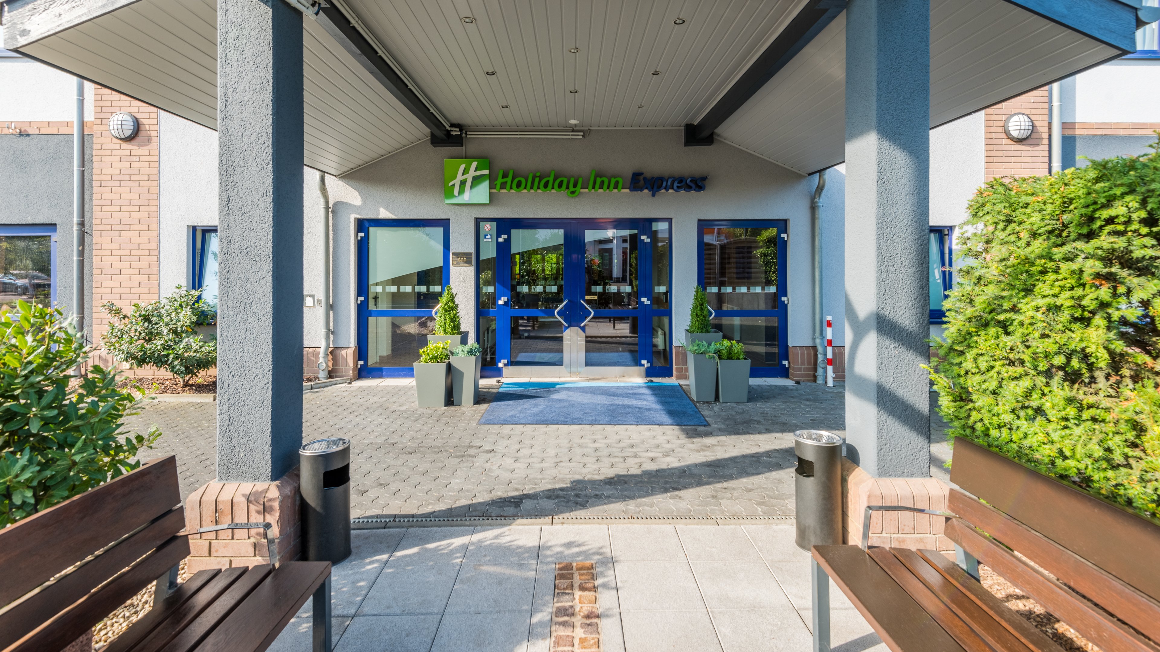 HOLIDAY INN EXPRESS COLOGNE TROISDORF 13/42