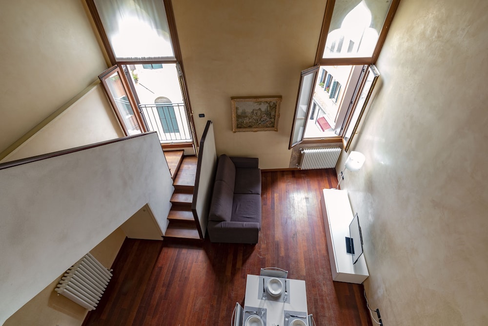 Doge Morosini Palace 15/50