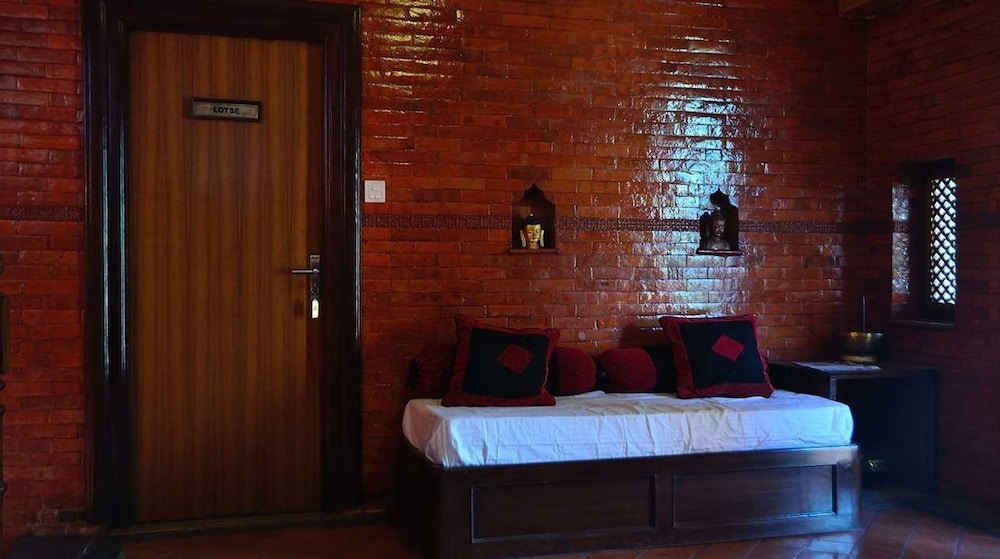 Bhaktapur Paradise Hotel 25/40