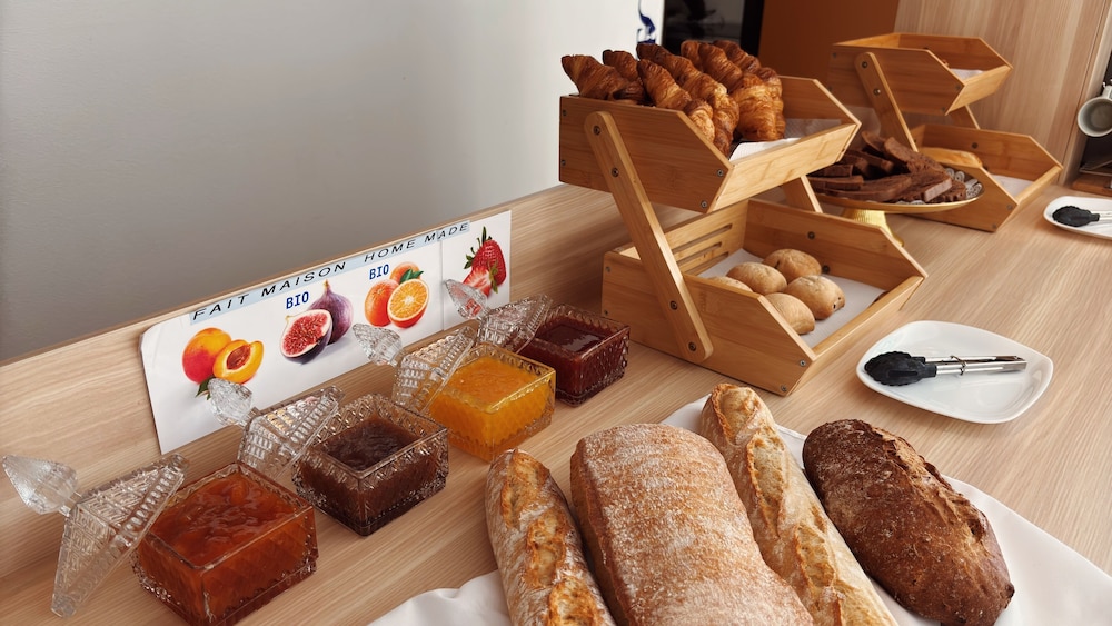 Kyriad Direct Arpajon 30/50