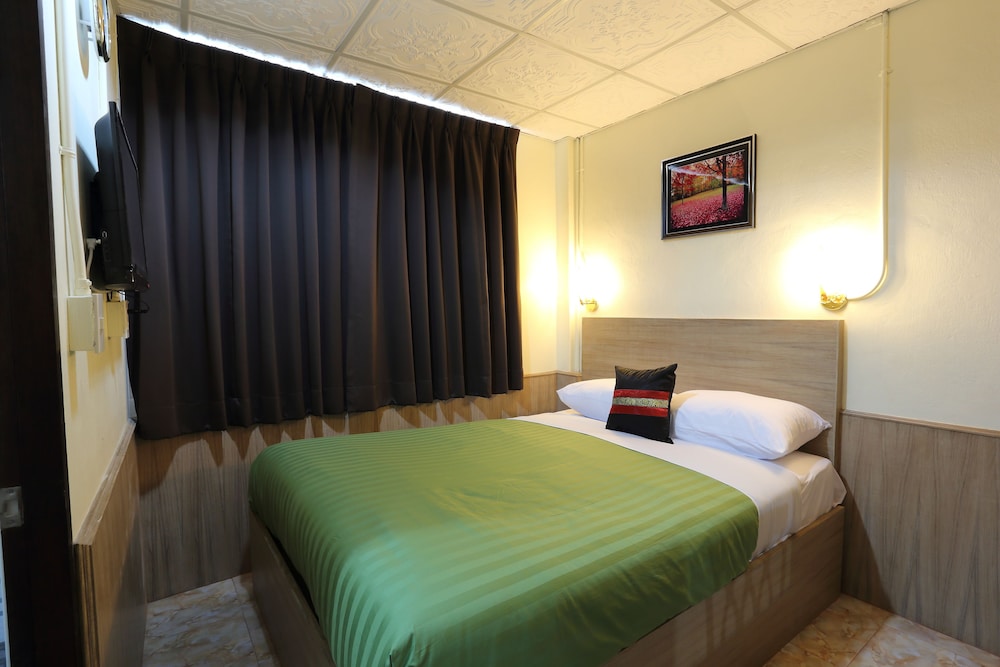 Deluxe, Double Bed