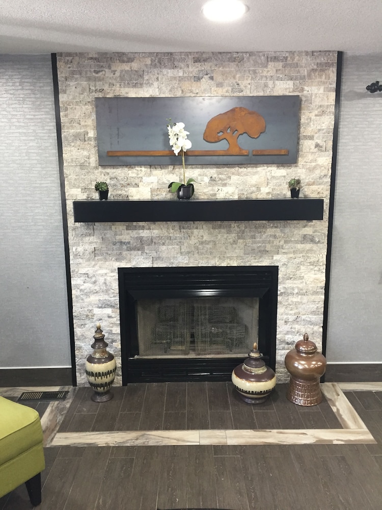 Luxe Studios Nashville Airport 37/63