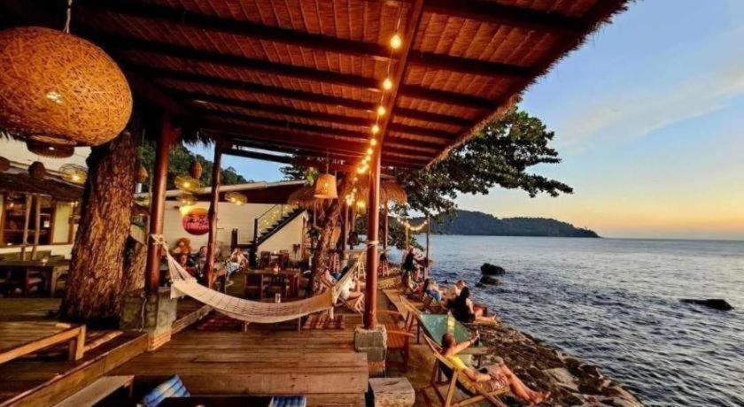 Warapura Resort 68/73