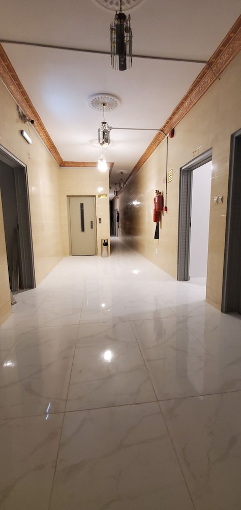 أجنحة ريحان الورود(Rihanat Al Worood Suites Khamis Mushait) 8/34