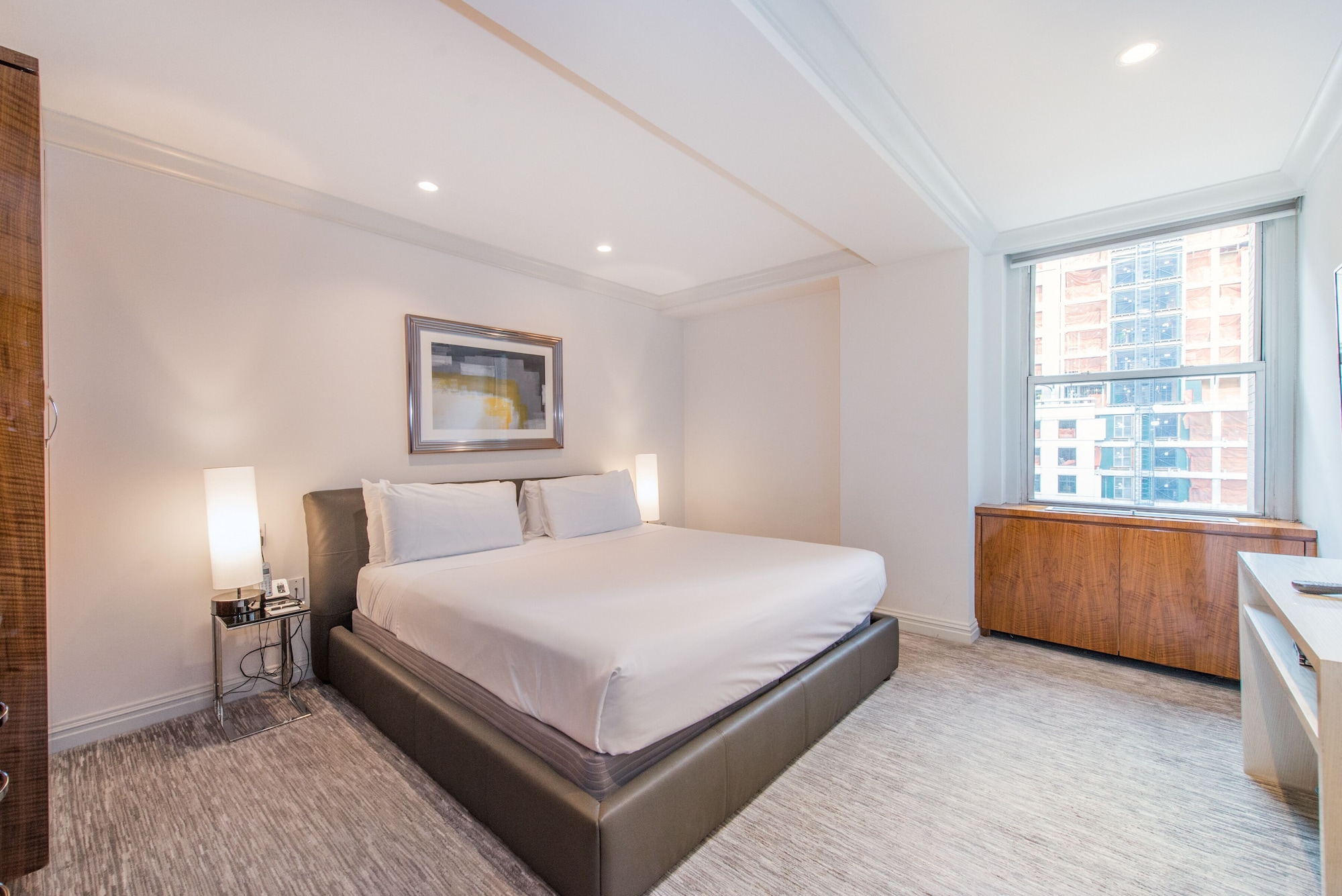 2 BEDROOMS, SUITE