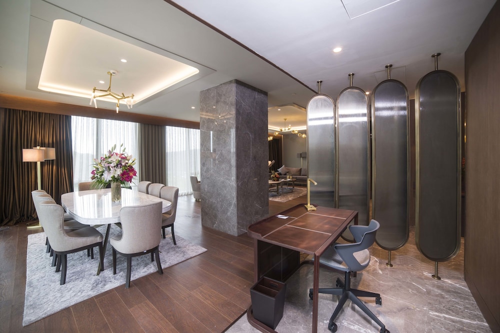Radisson Collection Hotel Vadistanbul 63/75