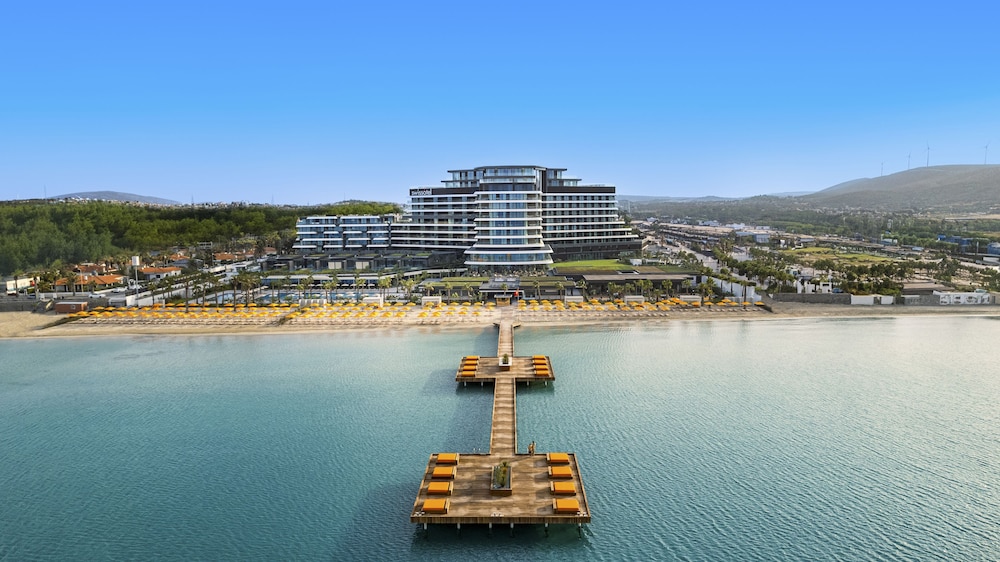 Swissotel Resort and Spa Cesme 64/67