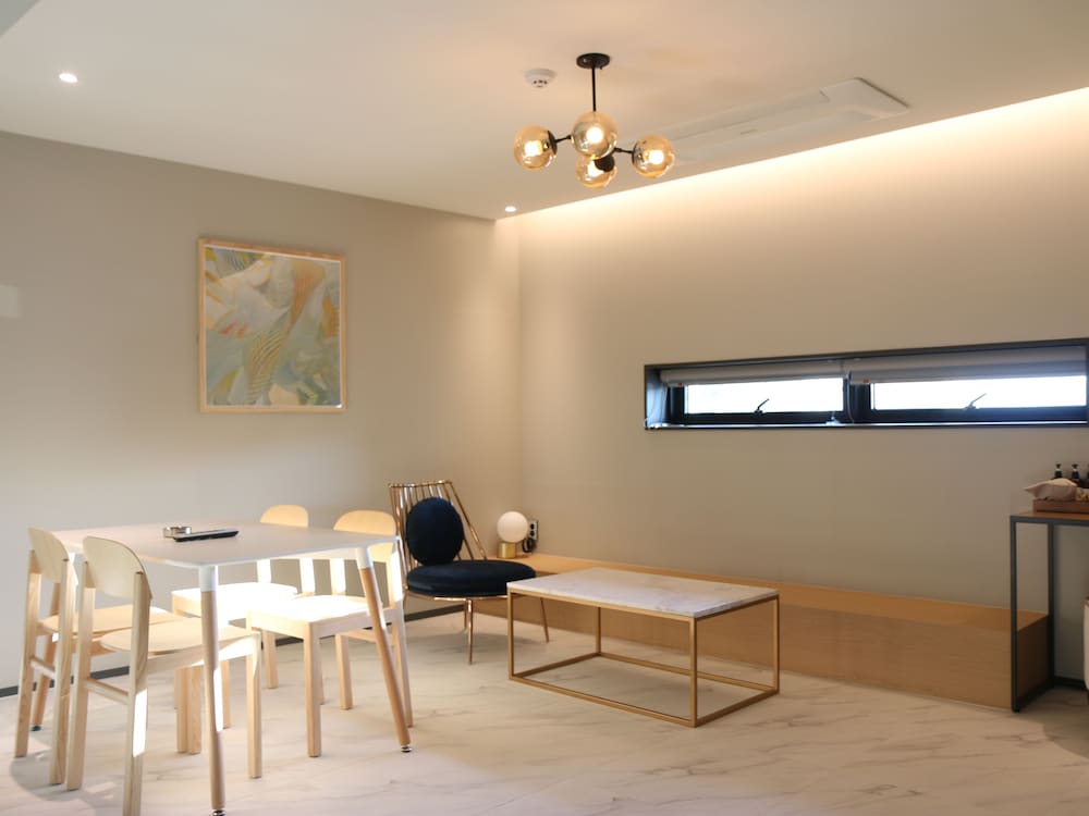Changwon Brown dot Hotel Palyong 32/39