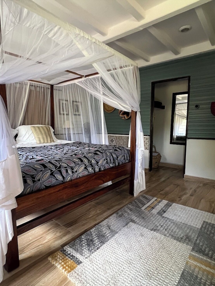 Mount Meru Game Lodge 27/50