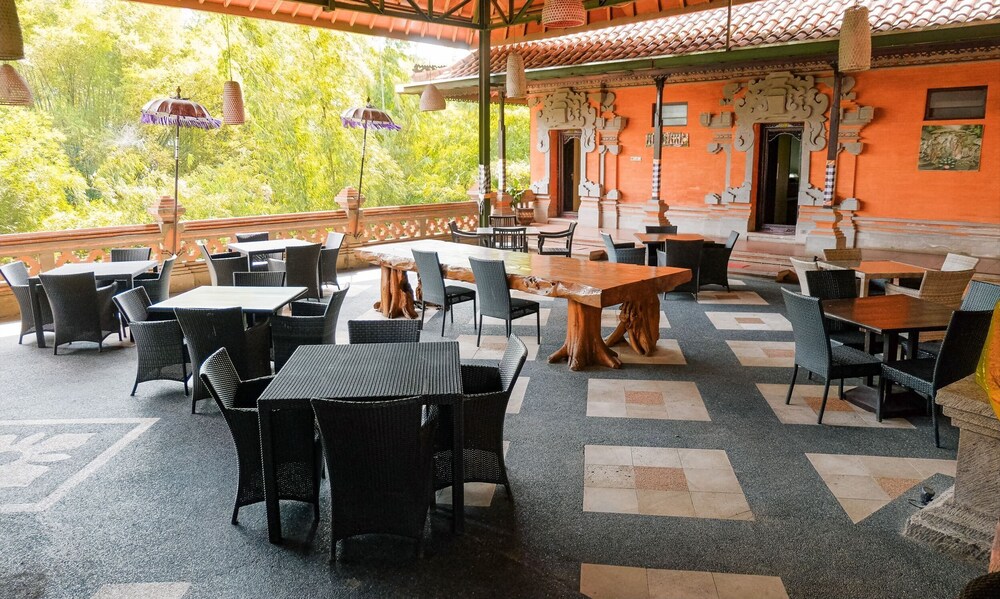 Ubud Hotel Villas Malang 59/76