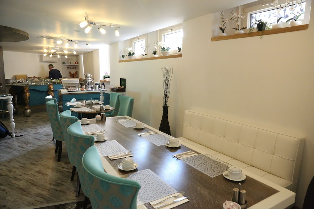KATELYA HOTEL 65/78