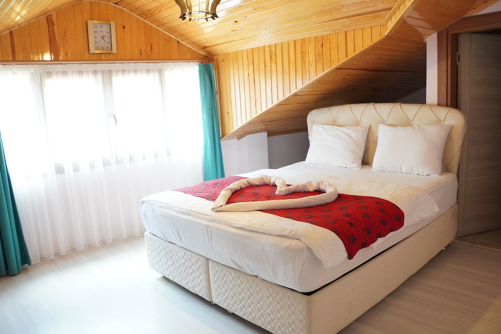 Ozbek Suit Otel 20/58