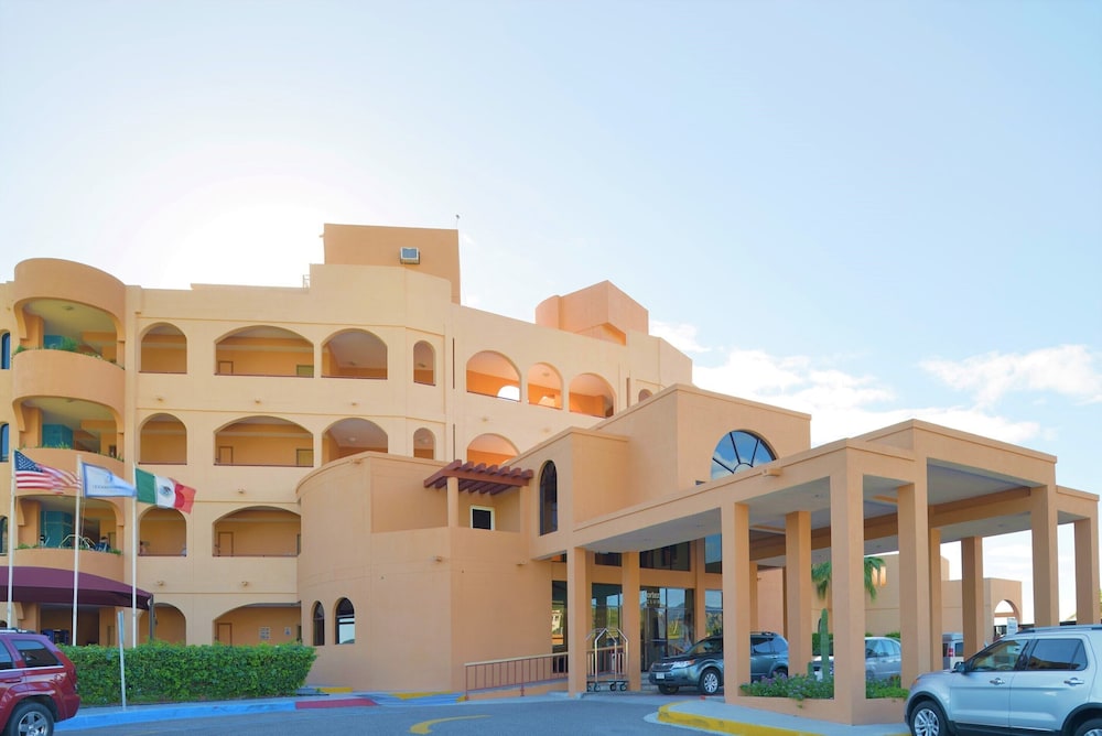 Sea Of Cortez Beach Club 8/72