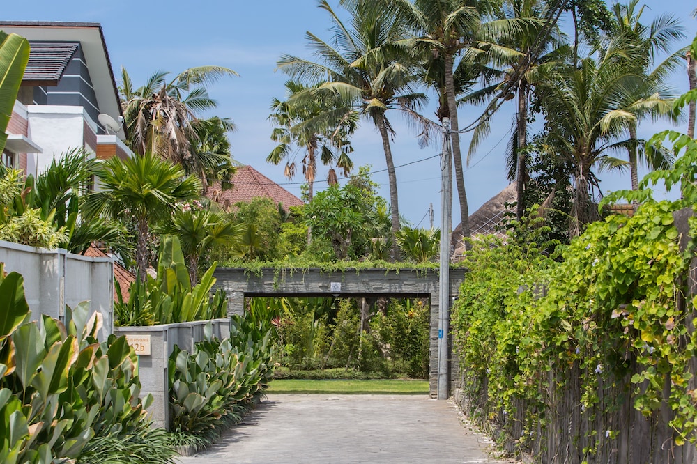Villa Club Corner Residence by Nagisa Bali 26/34