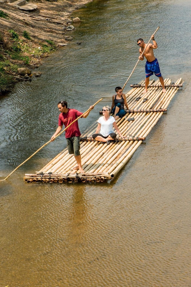 Lisu Lodge 33/37