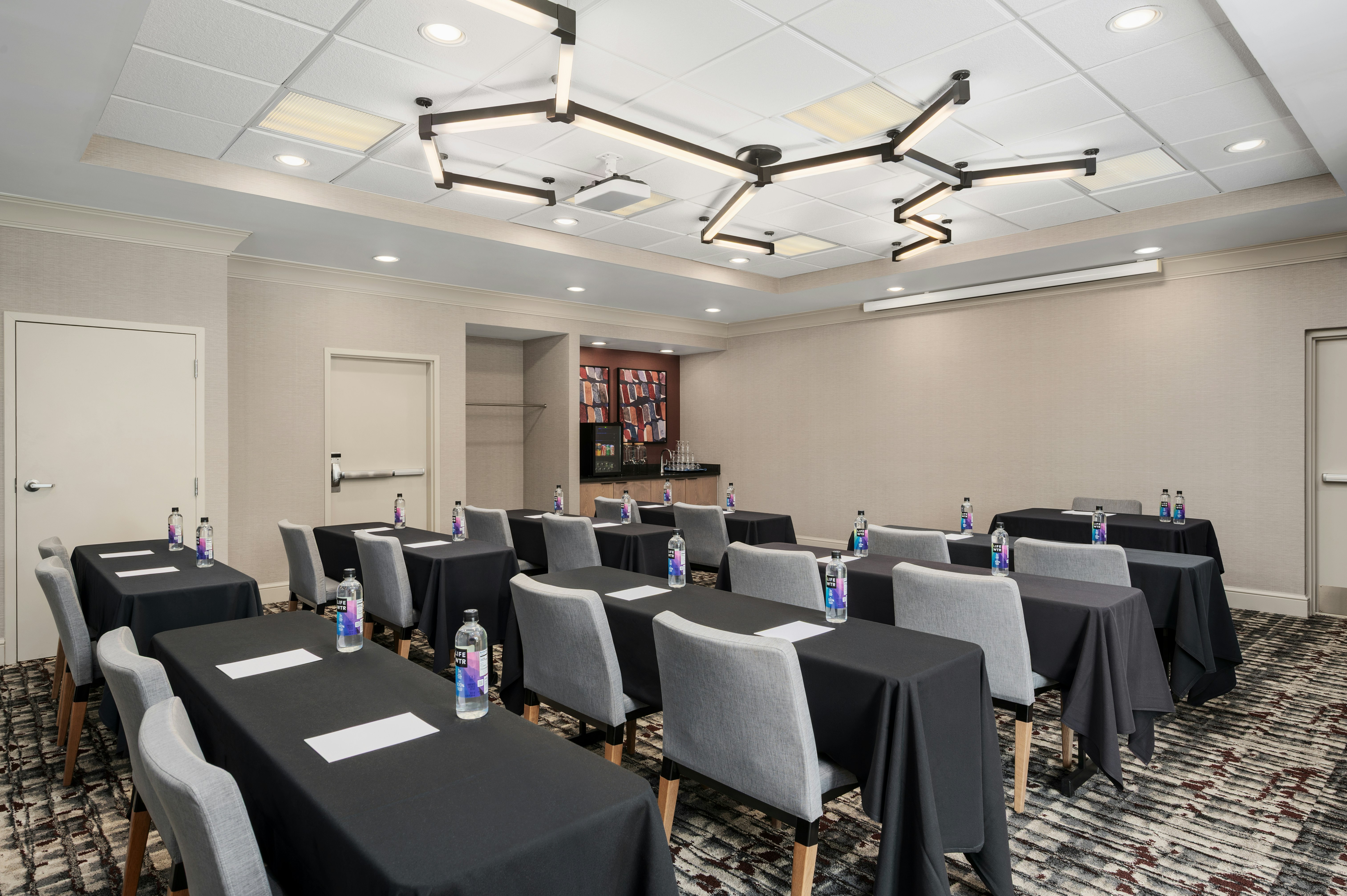 Hilton Garden Inn Indianapolis Carmel Hotel 36/45