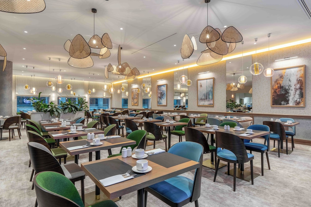 restaurant cafeteria