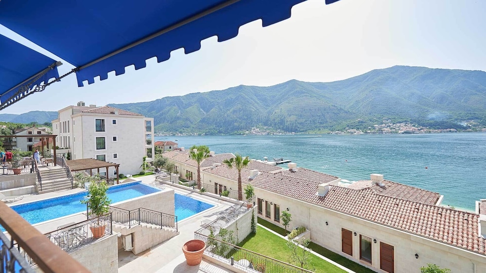Huma Kotor Bay Hotel & Villas 76/79