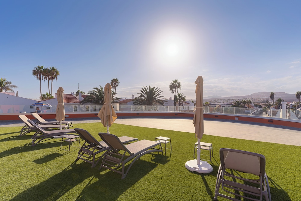 Arena Castillo Hotel 42/48