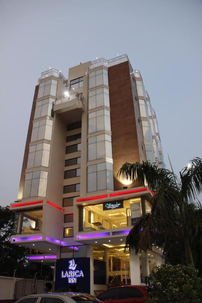 Regenta Inn Larica Ct 4/68